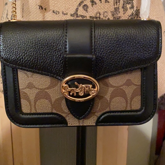 Coach Crossbody - Picture 5 of 8